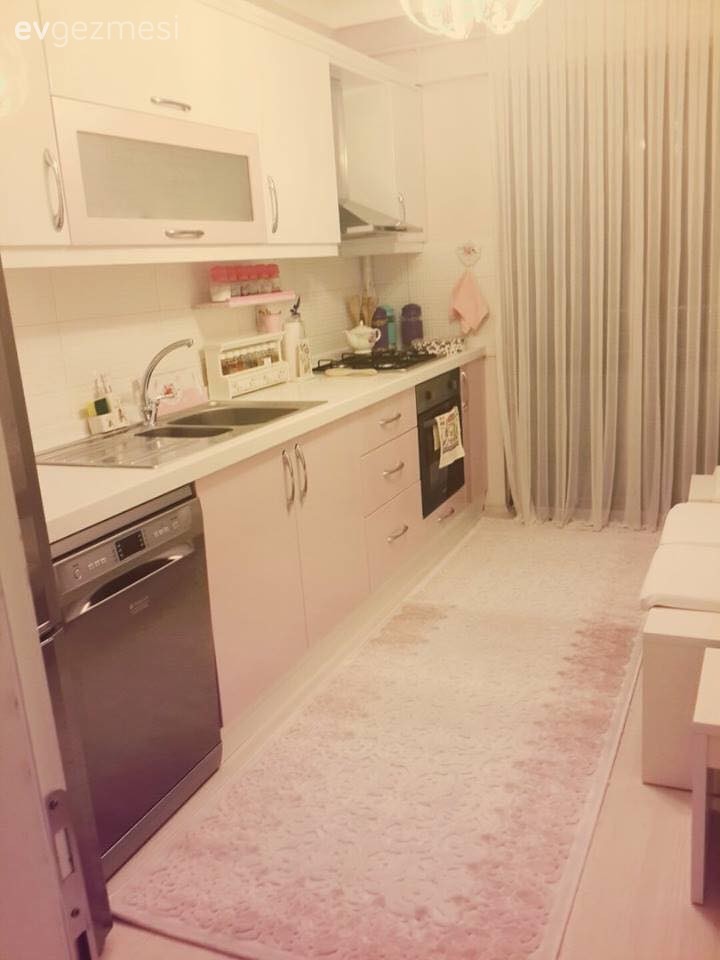 Halı, Mutfak, Pembe