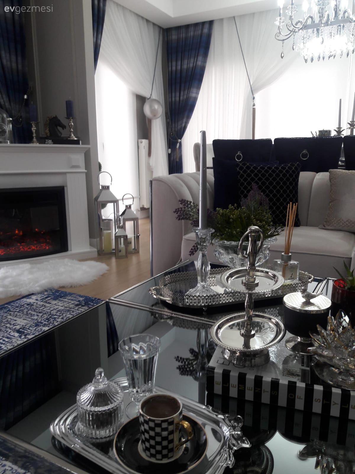 Bu Modern Lüks Evde Detaycılık Hüküm Sürüyor