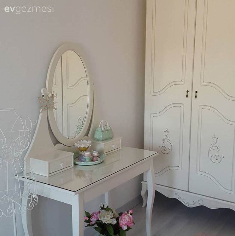 Country, Yatak Odası