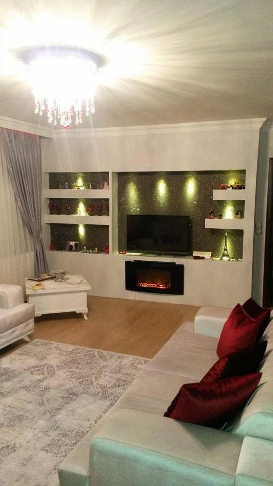 Aydınlatma, Dekoratif Objeler, Kırmızı, Salon, Siyah, Şömine, Tv ünitesi