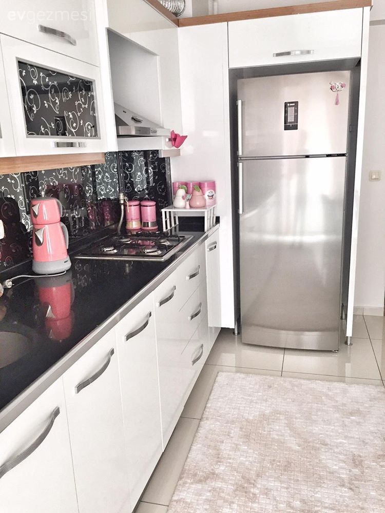 Beyaz mutfak, Halı, Mutfak