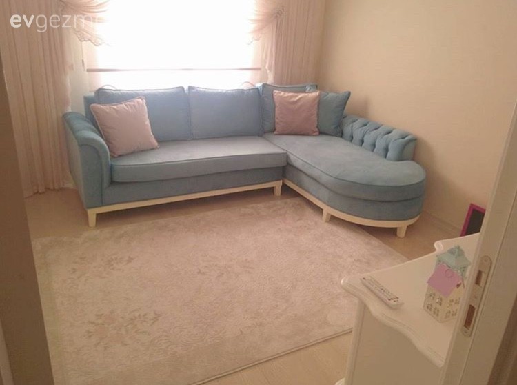 Fon perde, Halı, Köşe koltuk, Mavi, Oturma Odası, Perde