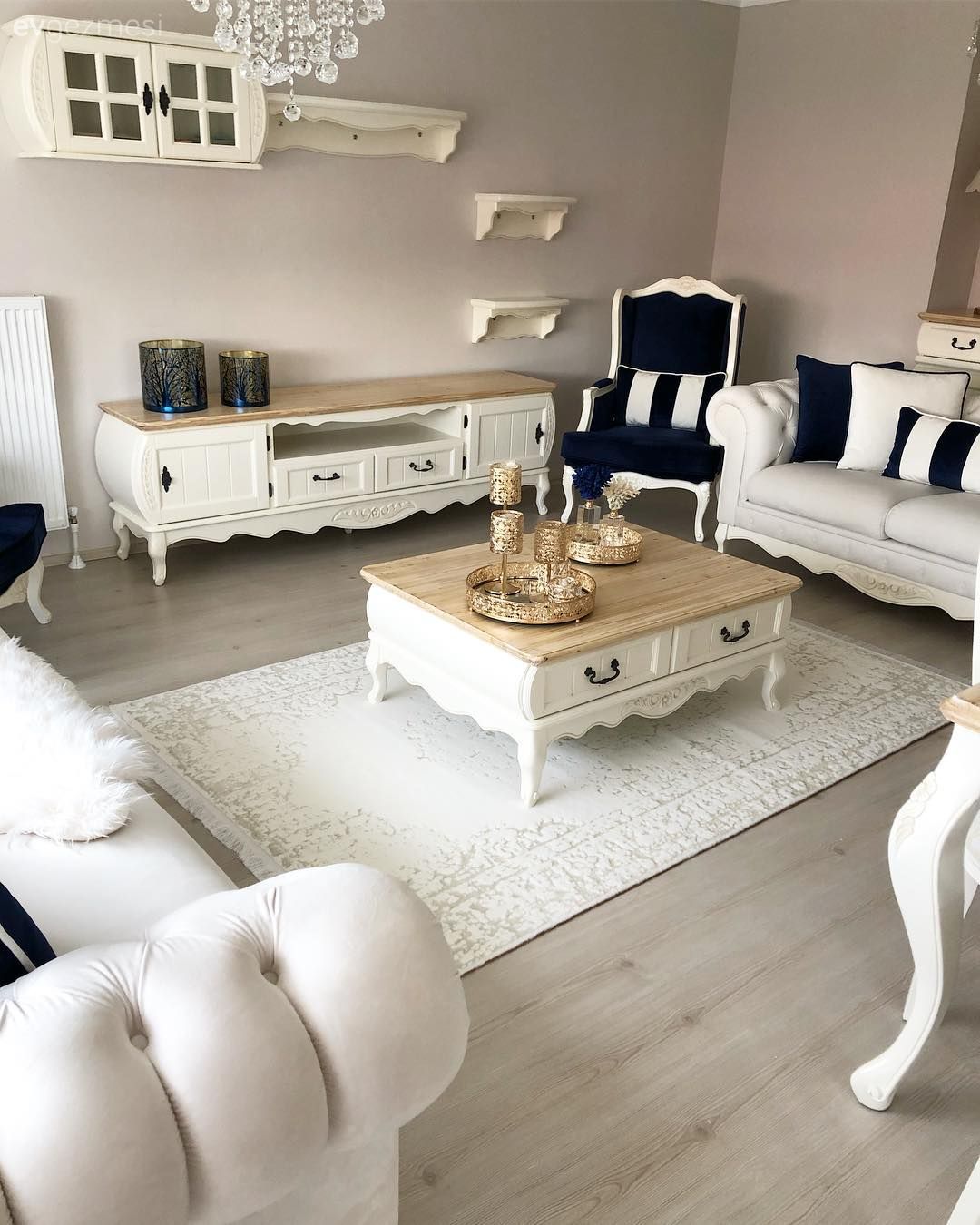 Bu Country Evde Romantik Ambiyans Çok Baskın