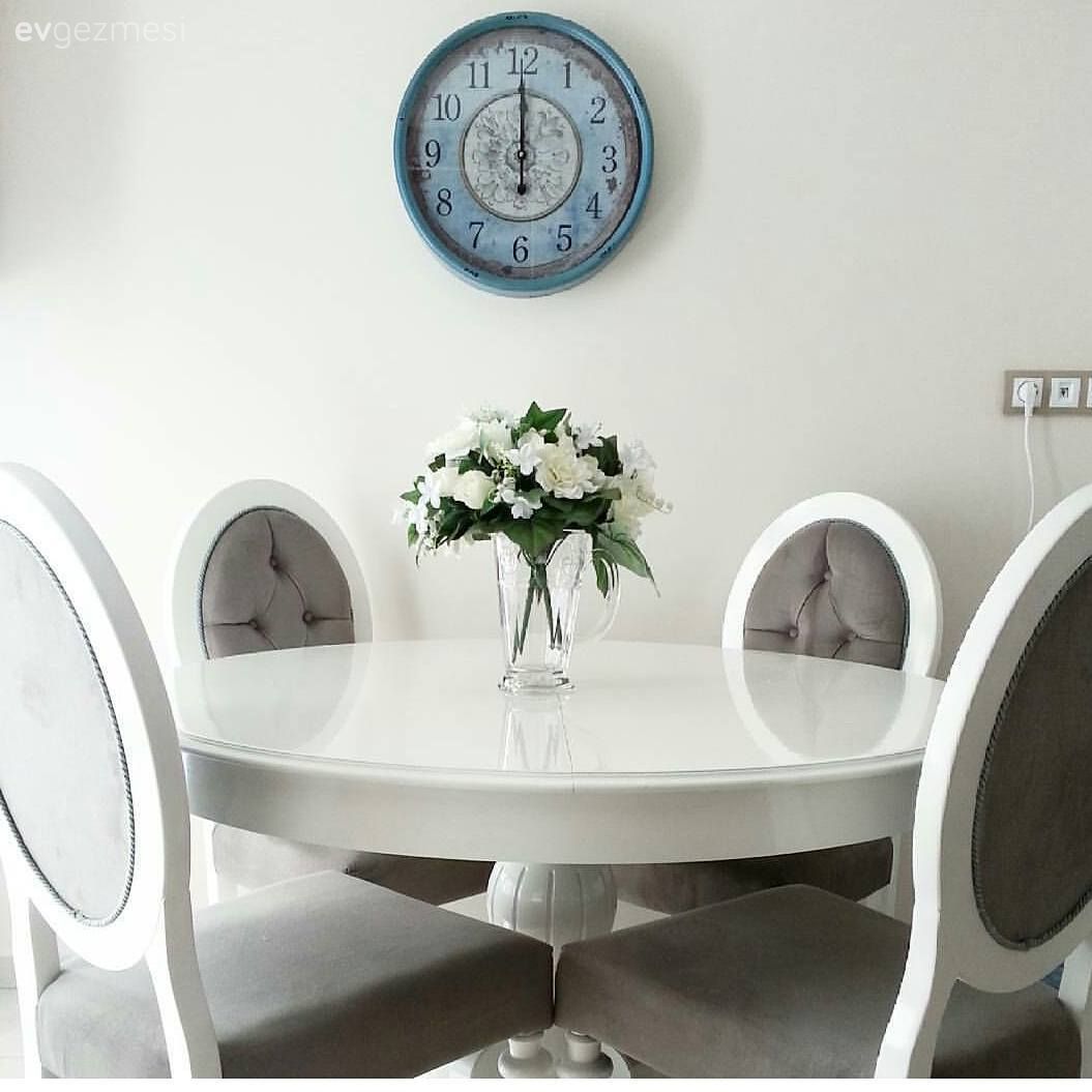 Minimalist yaşam, minimalist dekor. Rabia hanımın sade evinden..