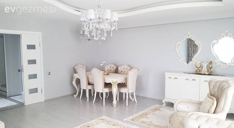 Fatima hanımın her odasında farklı stille, ferah ve şık evi..