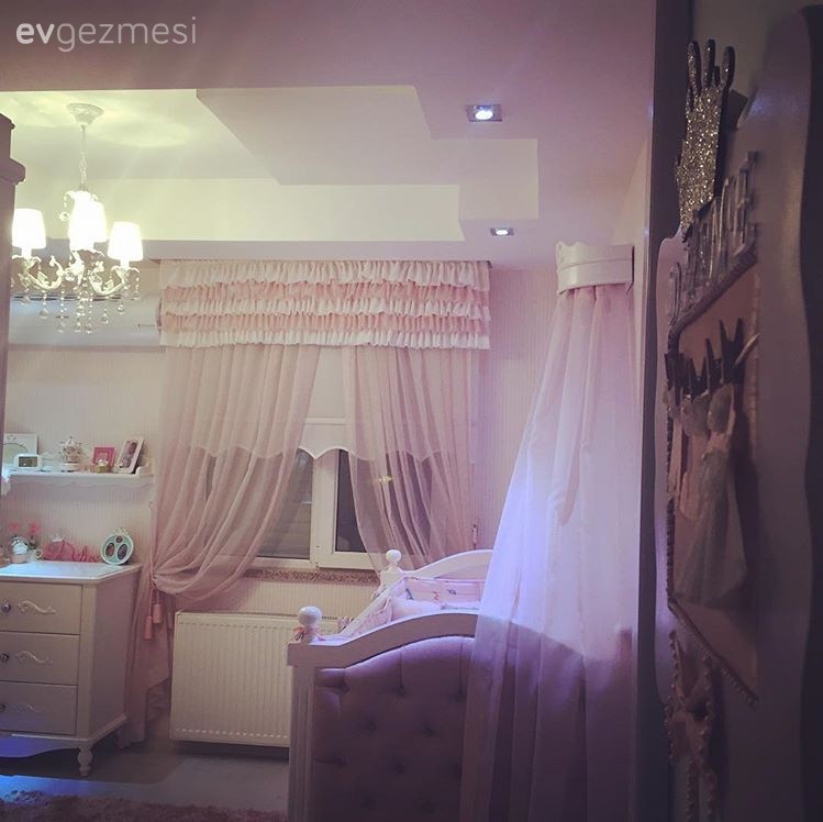 Çocuk Odası, Pembe