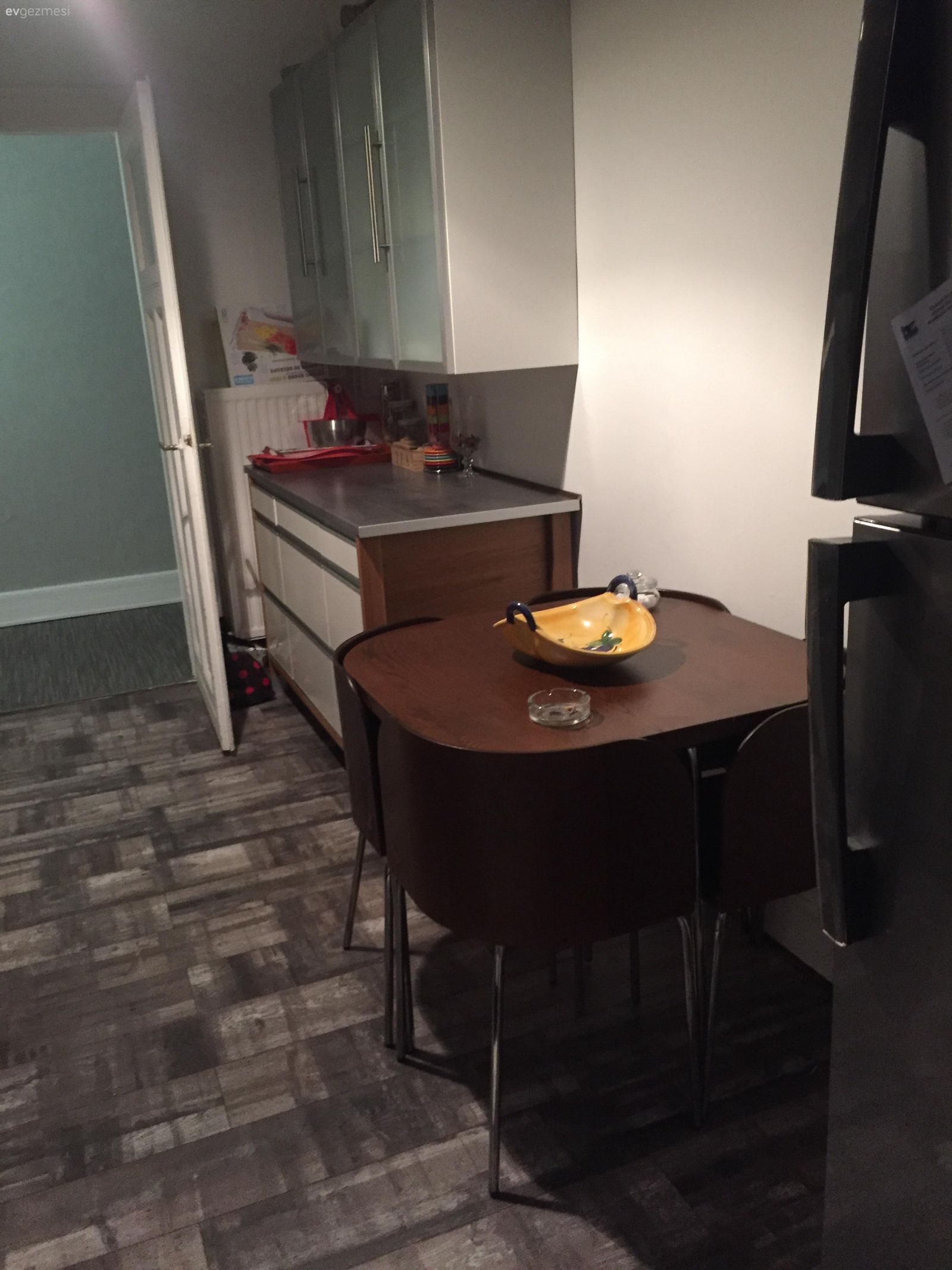 Mutfak, Beyaz mutfak, Mutfak masası, Ahşap Mobilya