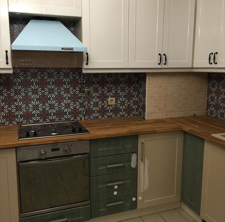 Kendin Yap, Mobilya boyama, Yapışkanlı folyo