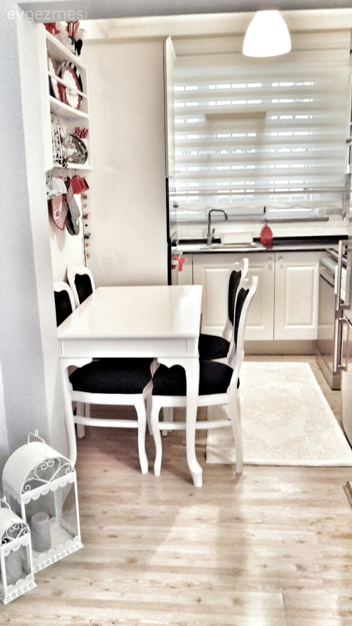 Country mutfak, Halı, Mutfak, Mutfak masası, Siyah- Beyaz