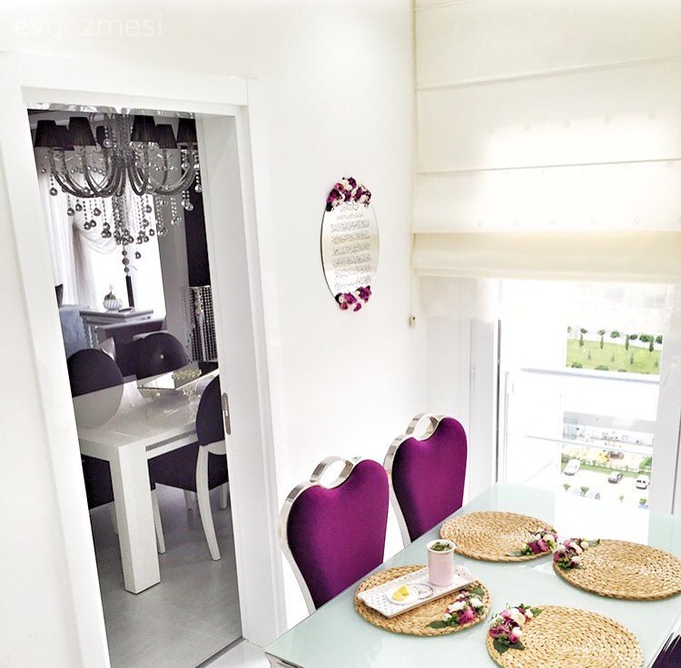 Beyazın büyüsünde, iddialı ve şık bir ev..