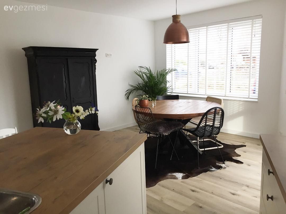 Mutfak masası, Ahşap Mobilya, Mutfak, Ada mutfak, Post halı, Halı, Vitrin