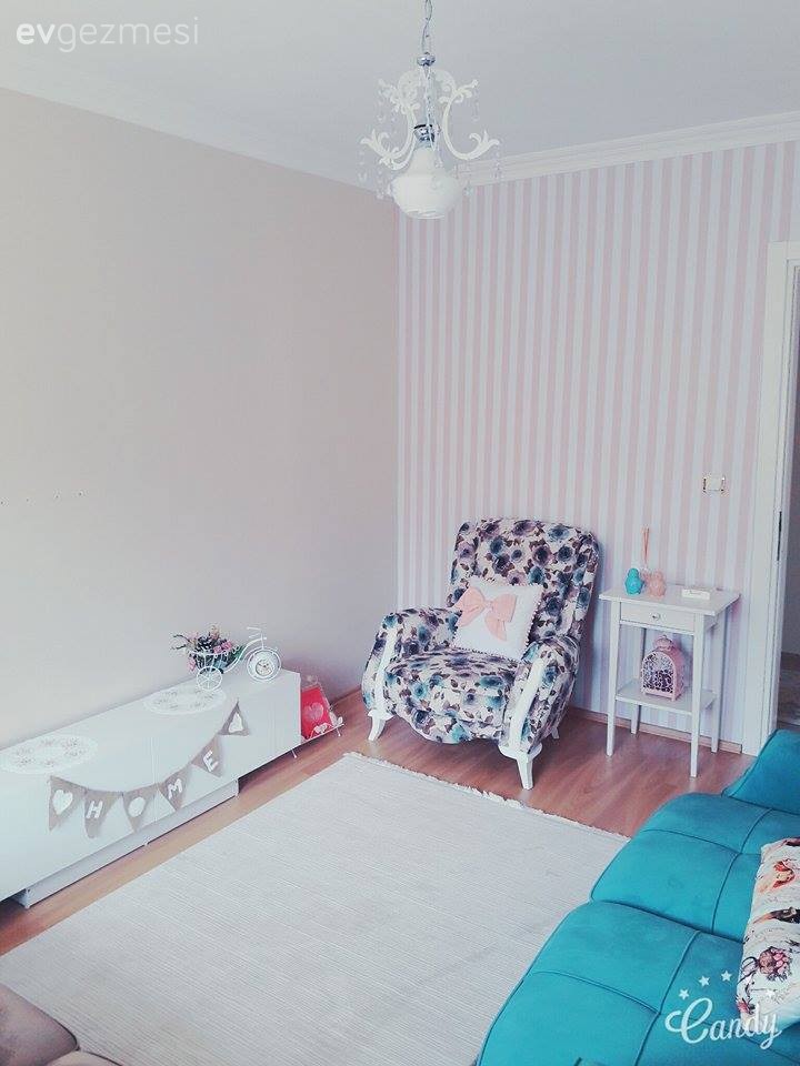 Gökçe hanımın göz alıcı renk çıkışlarıyla, şaşırtıcı ve zevkli evi..