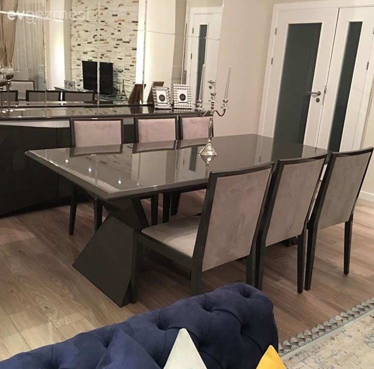 Klasik ve modernin harmanı, göz alıcı bir ev: Meltem hanımın evi..