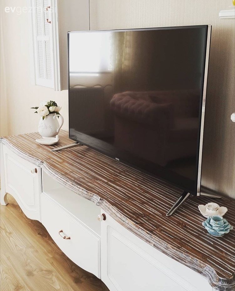 Country, Salon, Tv ünitesi