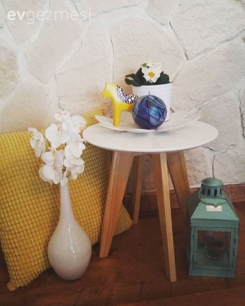 Dekoratif Objeler, Sarı, Sehpa