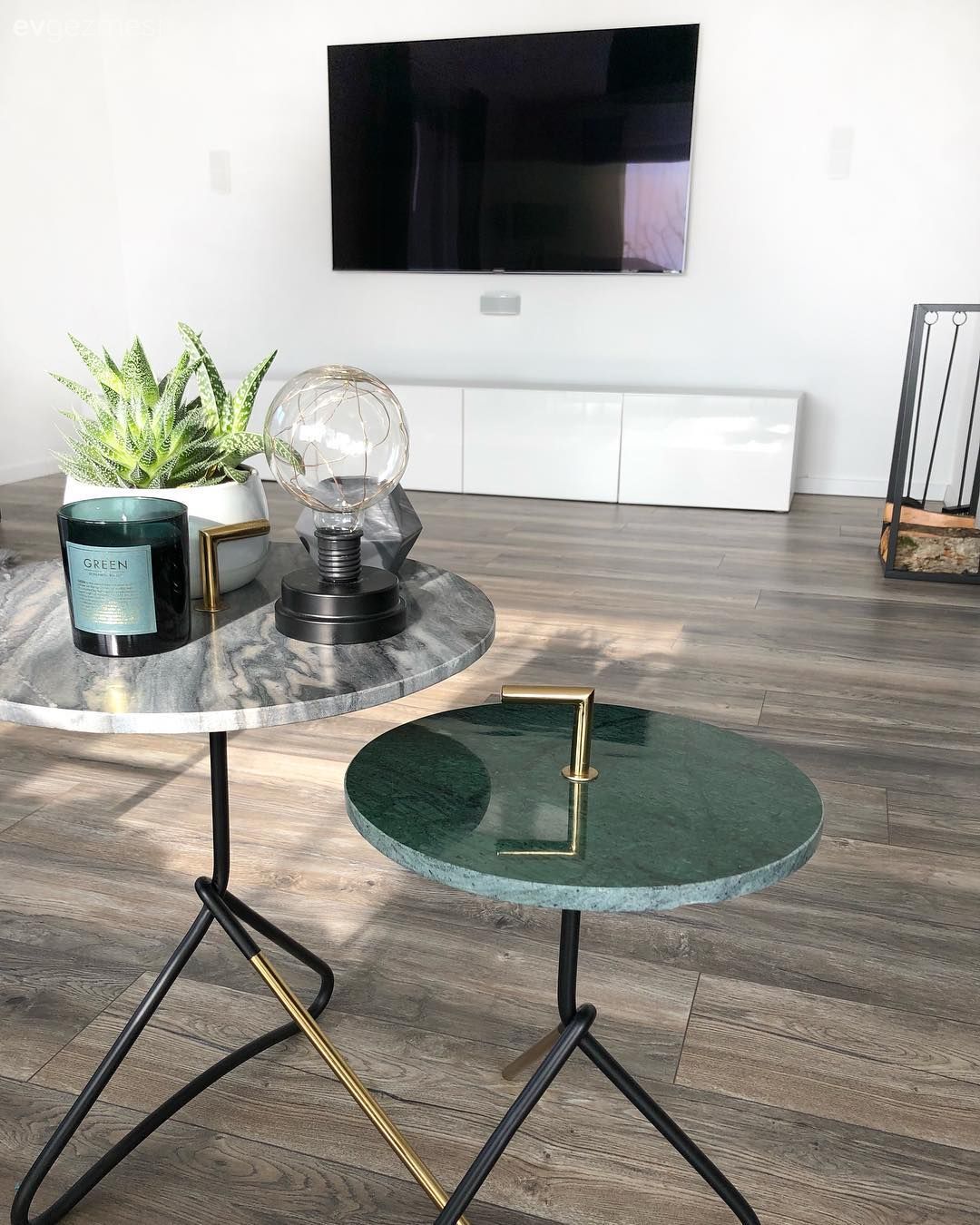 Yeşilin Sofistike Tonlarıyla Derinlik Kazanan Modern Bir Ev