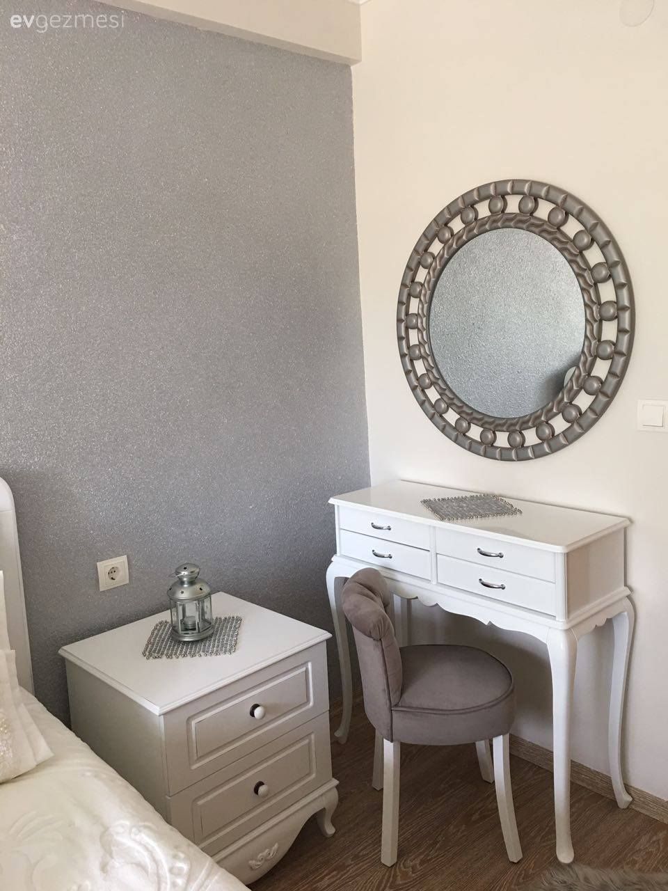 Ayna, Country, Gri, Yatak Odası