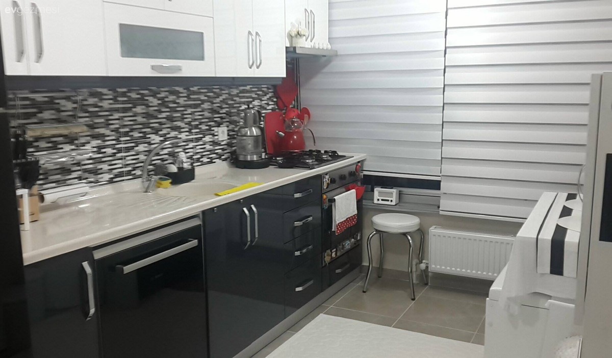 Ceren hanımın sade ve şık evi..