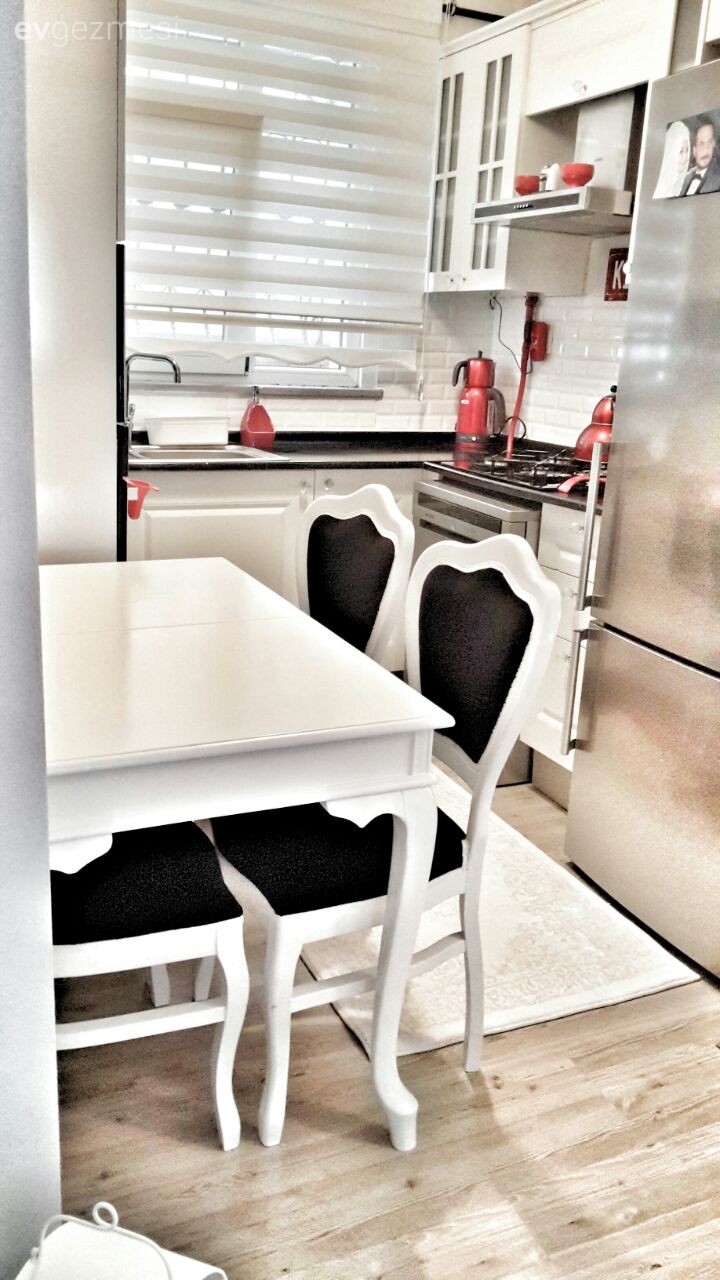 Beyaz mutfak, Country mutfak, Mutfak, Mutfak masası, Siyah- Beyaz