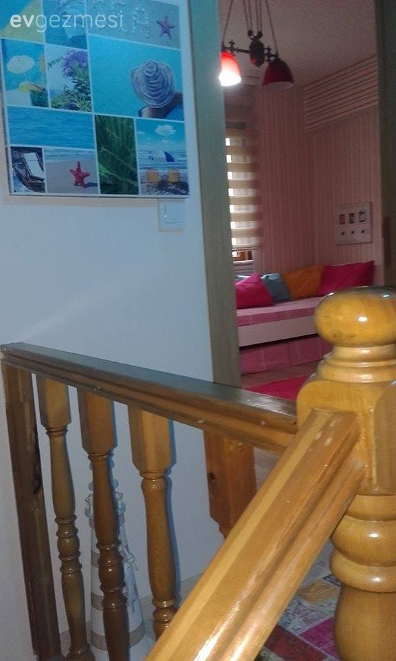 Esra hanımın el emeğiyle yenilediği, renkli ve cıvıl cıvıl evi..