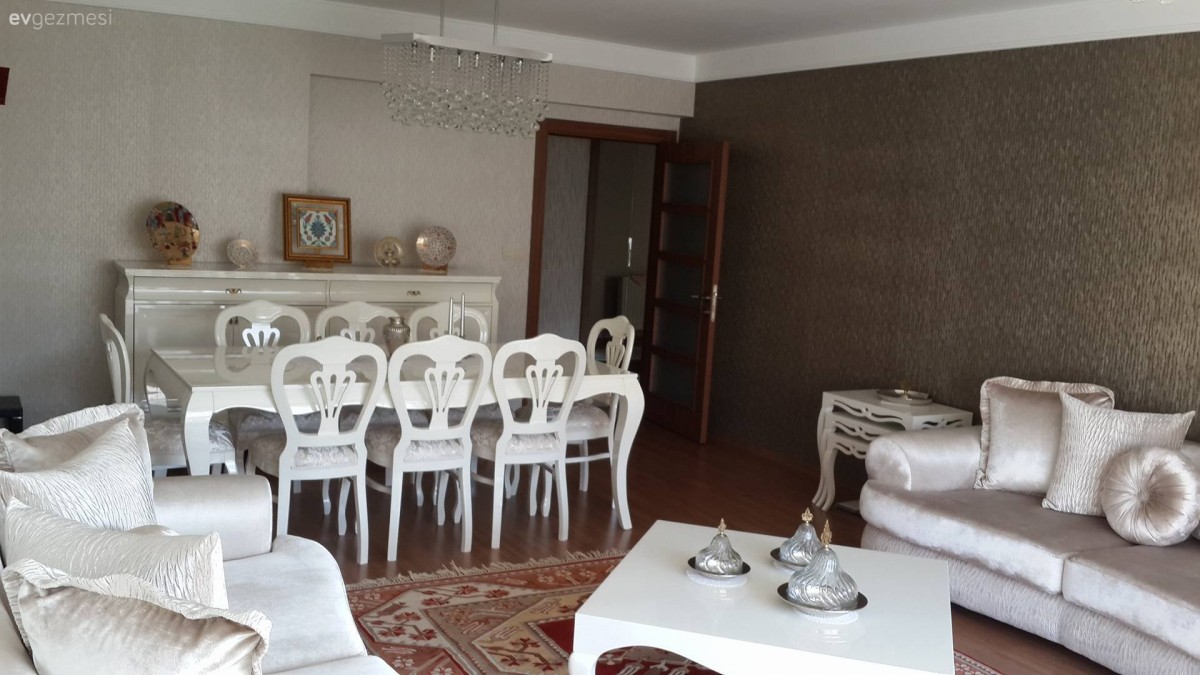 Aydınlatma, Duvar kağıdı, Halı, Salon, Sehpa, Yemek Odası