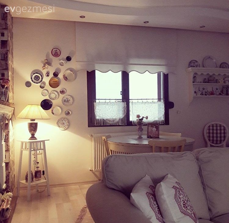 Ayça hanımın her detayı nostalji kokan, el emeği dolu evi..