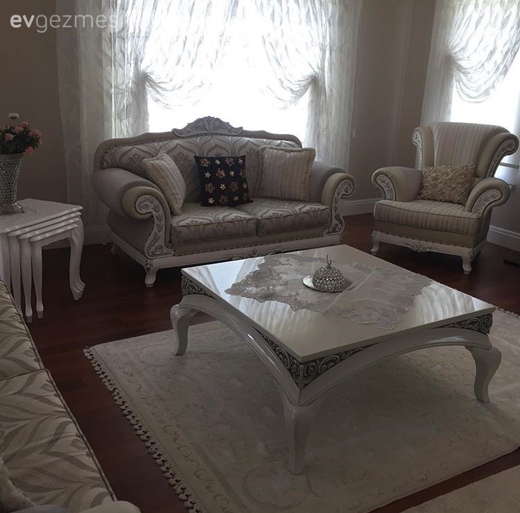 Aksesuarlarla kimlik kazanan bir ev. Şule hanımdan..