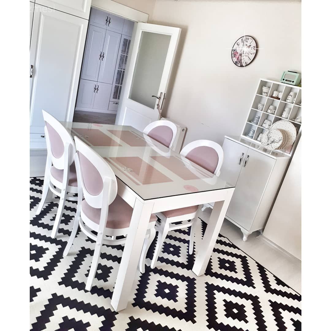 Sadece kapak değişimiyle aydınlık bir mutfağa dönüşüm. Seyhan hanımın tatlı mutfağı..