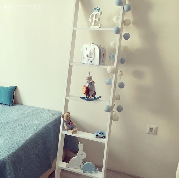 Burcu hanımın bol emekle dönüşen, serin renklerde dingin ve şık evi..