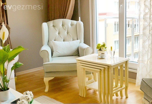 Melek Hanım'ın pastel yeşil ve toprak tonlarında harika evi