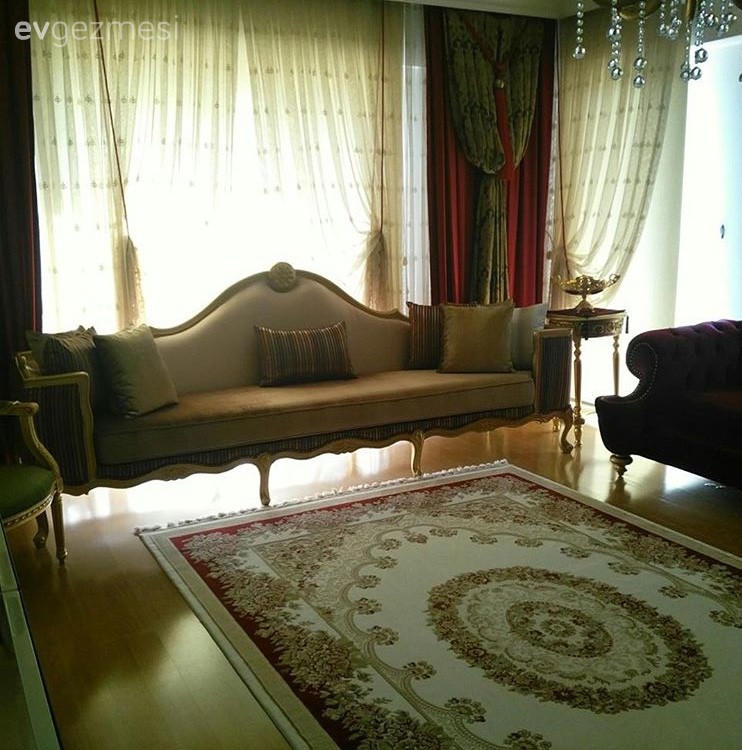 Bordo, Halı, Krem, Perde, Salon