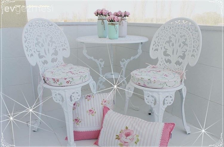 Balkon, Pembe, Kırlent