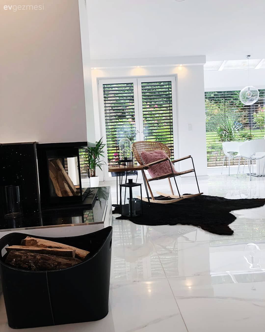 Güçlü Renkler, Stil Sahibi Detaylar: Çağdaş Stilde Bir Ev