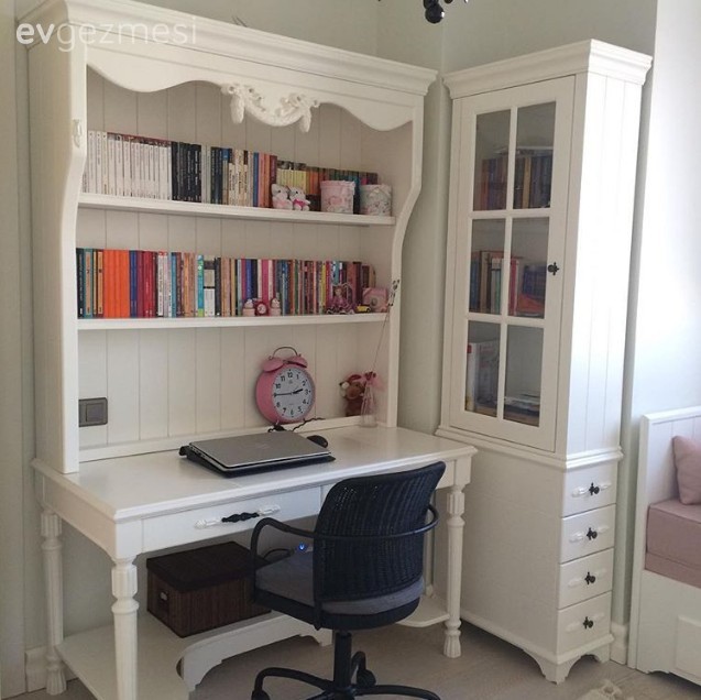 Beyaz, Çalışma odası