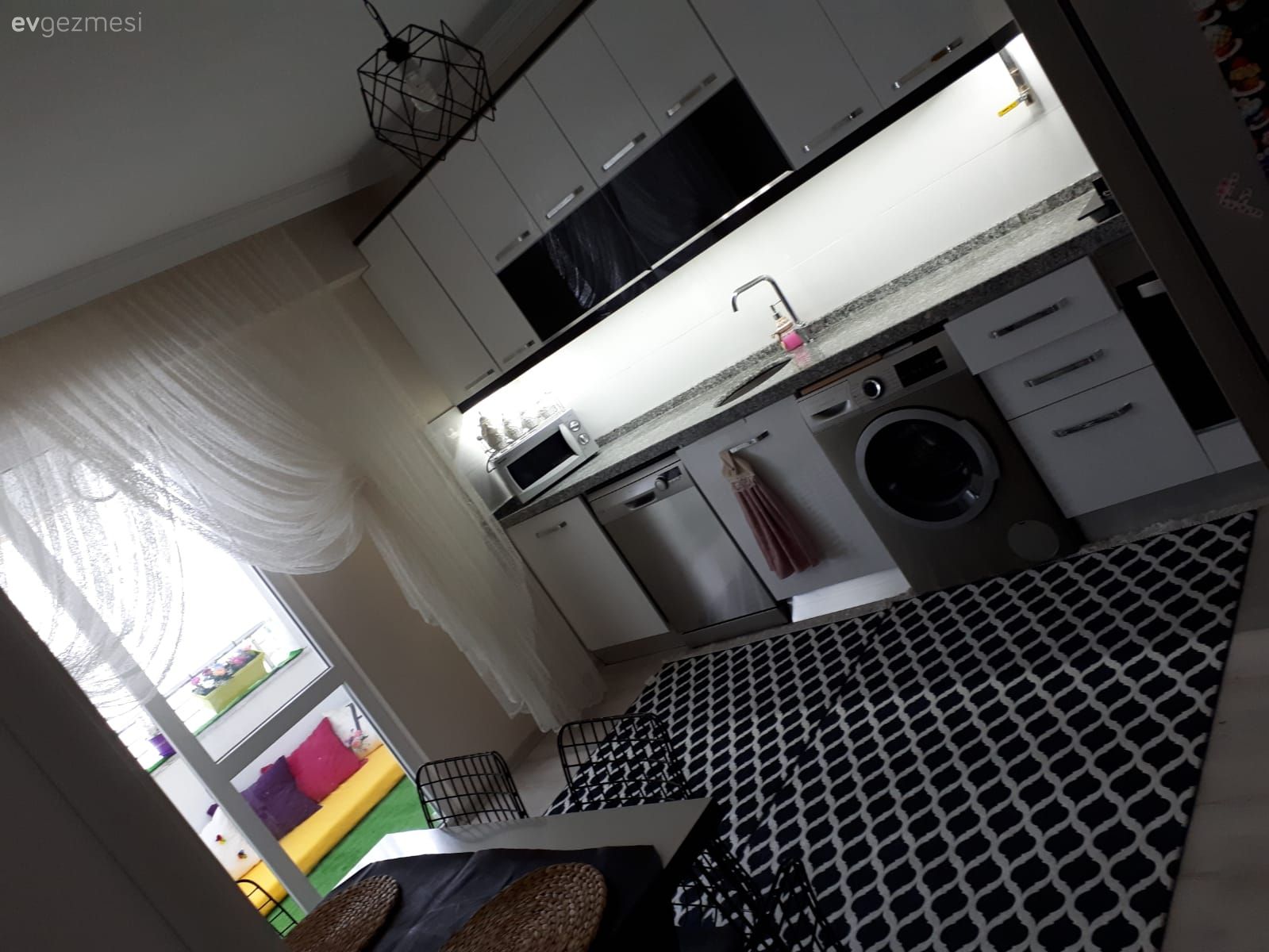 Mutfak, Siyah- Beyaz, Mutfak halısı, Halı, Geometrik desen