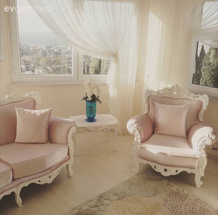 Halı, Koltuk Döşeme, Pembe, Perde, Salon, Vintage, Yan sehpa