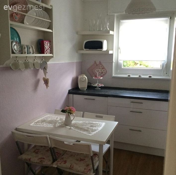 Beyaz mutfak, Mutfak, Terek, Mutfak masası