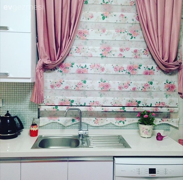 Mutfak, Pembe, Perde