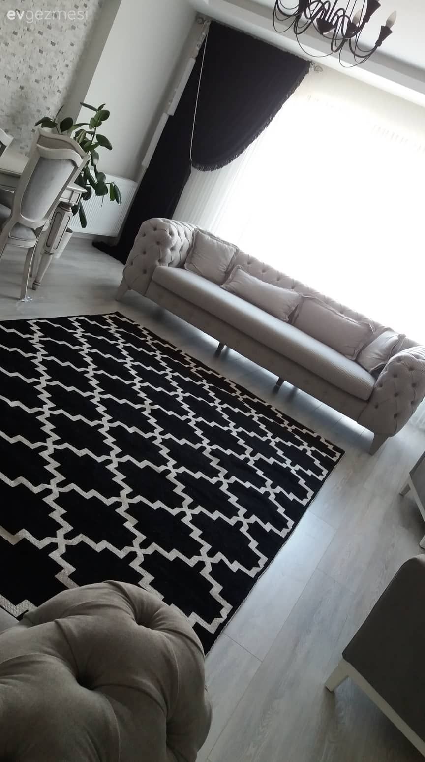 Salon, Avize, Halı, Geometrik desen, Gri, Chesterfield, Yemek Odası, Modern, Fon perde, Perde