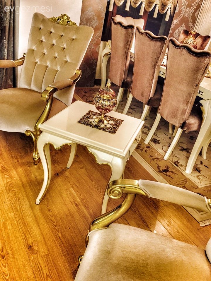 Fatoş hanımın her köşesinde şıklığı ön planda tuttuğu göz alıcı evi..