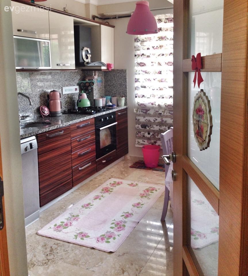 El emeği objelerle Gözde hanımın cıvıl cıvıl evi..