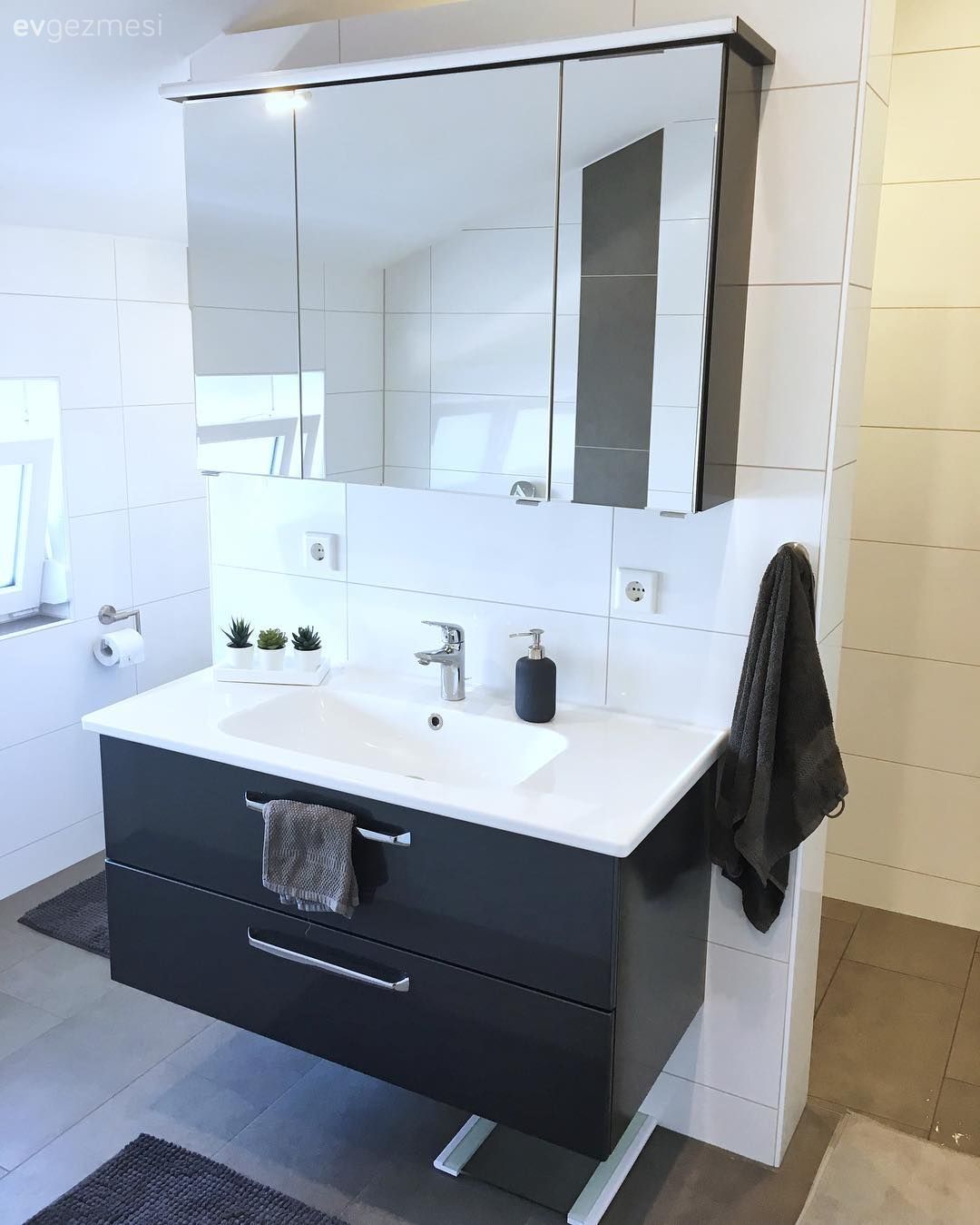 Bu Evde Stil Sahibi Tasarım Modern Dekorla Buluşuyor