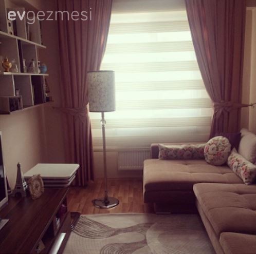 Aydınlatma, Fon perde, Kahverengi, Köşe koltuk, Oturma Odası, Perde