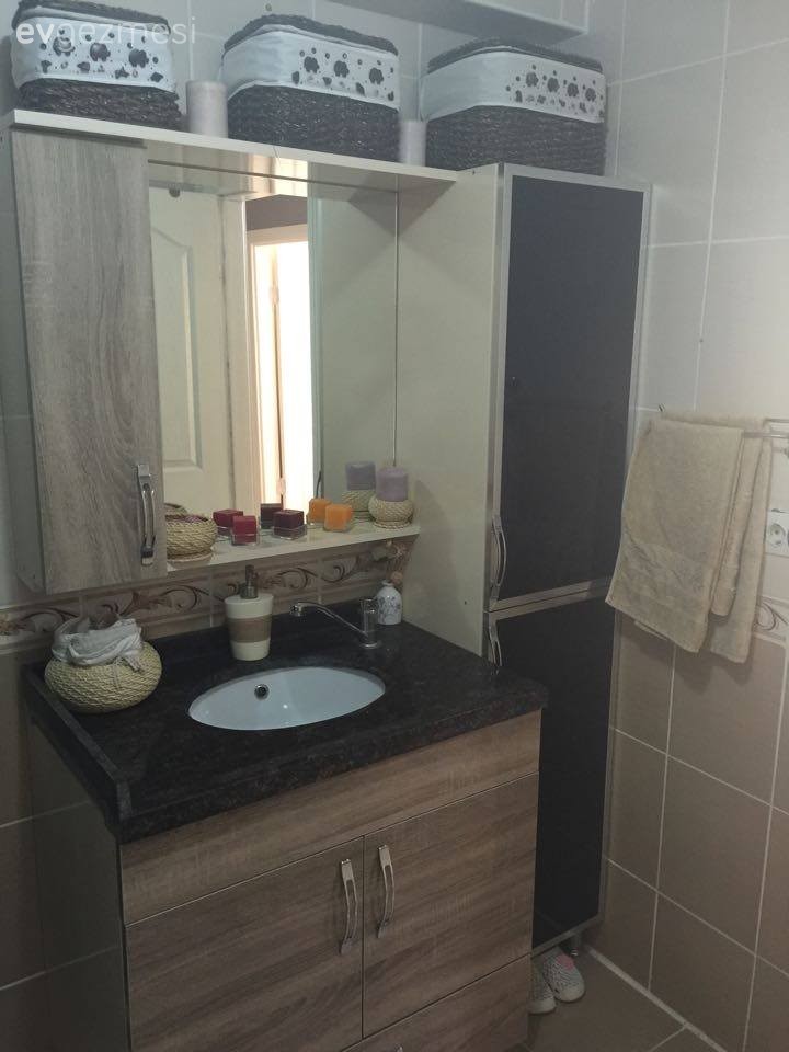 Seçil hanımın konforu ön planda tutan modern dekoru..