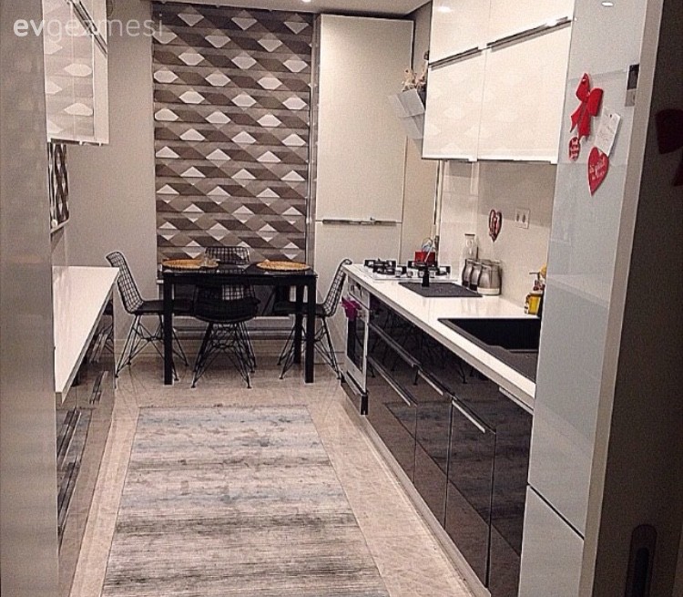 Klasik stilde şık ve gösterişli bir ev..