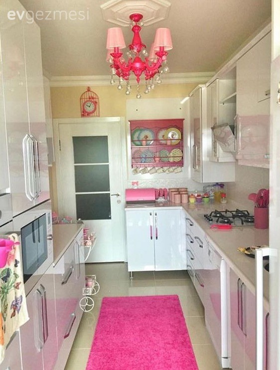 Her odası ayrı zevkli: Ahenk hanımın evi..