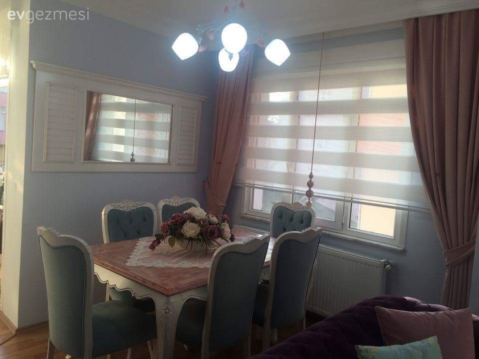 Meryem hanımın renkleri doyasıya kullandığı kır evi (country) stil evi