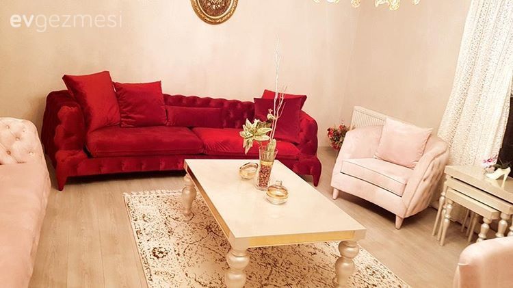 Modern ve klasiğin harika bir harmanı. İlknur hanımın evinden..