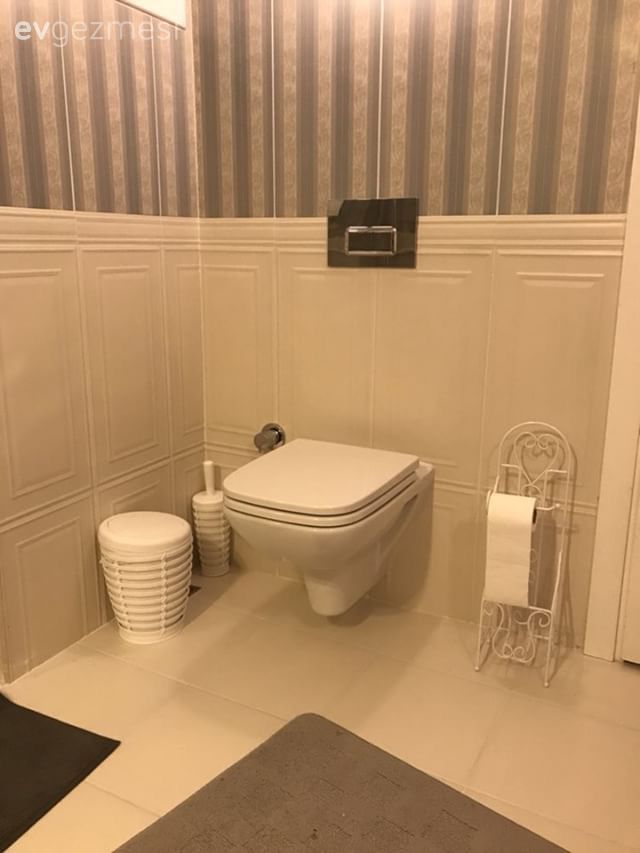 Banyo, Duvar kağıdı