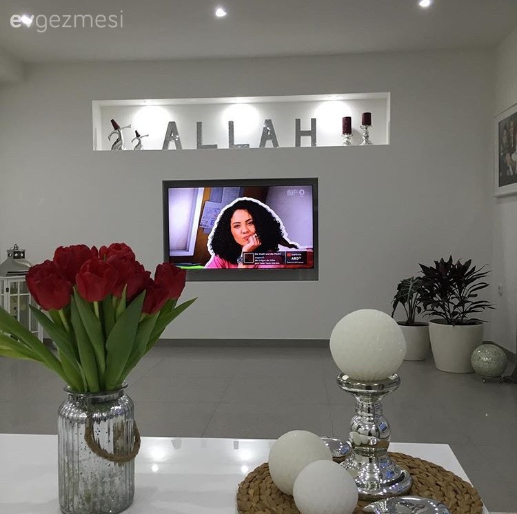 Dekoratif Objeler, Salon, Tv ünitesi